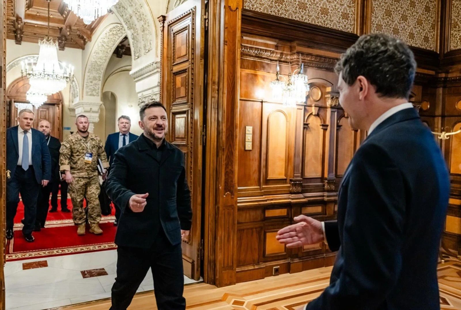 Nicușor Dan și Volodimir Zelenski. FOTO: Facebok