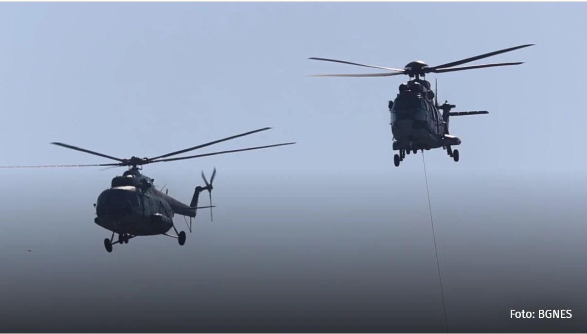 Elicoptere Black Hawk (foto: BGNES)