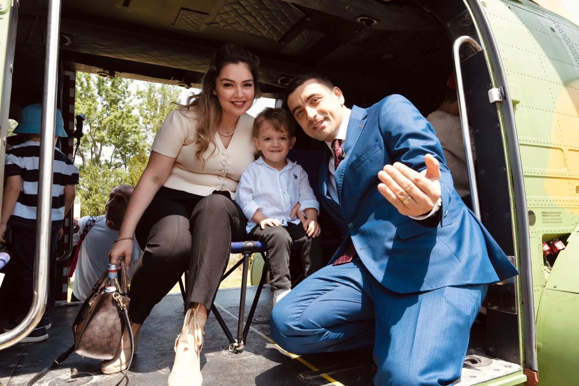 Ilinca, Răducu și George Simion 