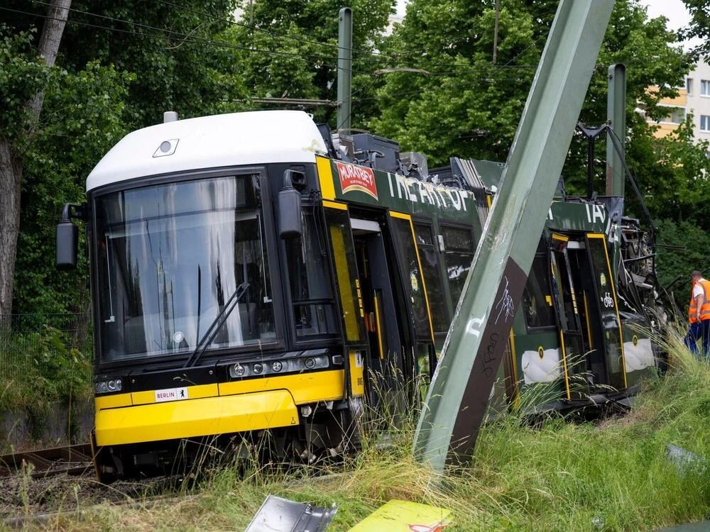 Tramvai deraiat Berlin