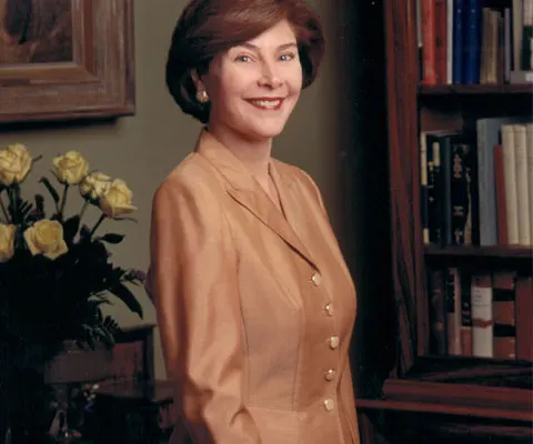 Laura Bush a decis să îşi scrie memoriile