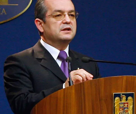 În trei săptămâni de la instalare, Guvernul Boc a luat şapte decizii controversate