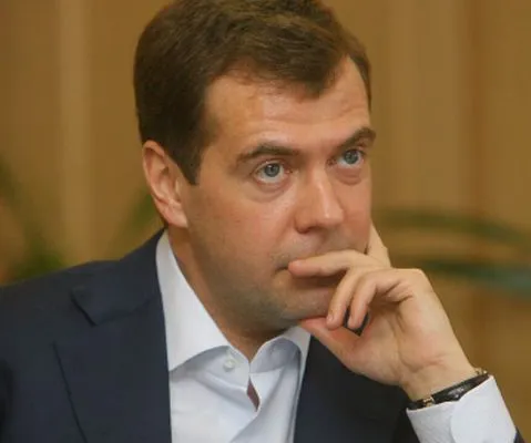 Medvedev propune organizarea unui summit cu consumatorii de gaz rusesc, sâmbătă, la Moscova