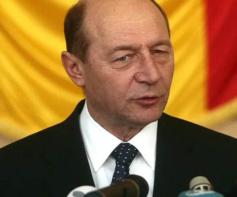 Băsescu: Guvernul are datorii de 1,1 miliarde de euro către agenţii economici