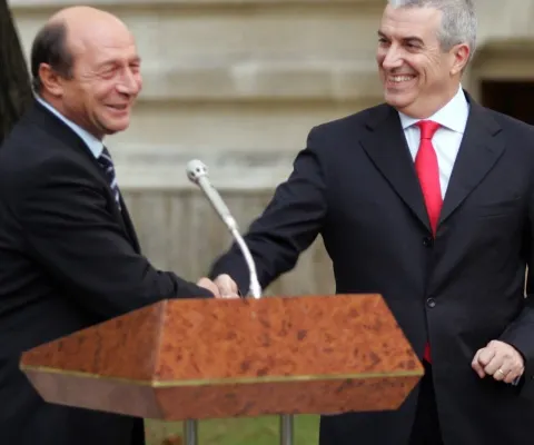 Băsescu a spus că Guvernul Tăriceanu a acţionat iresponsabil în 2008