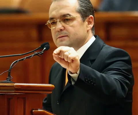 Sindicaliştii au discutat, la Ministerul Finanţelor, cu premierul şi alţi reprezentanţii ai guvernului. Preşedintele Băsescu a plecat de la negocieri