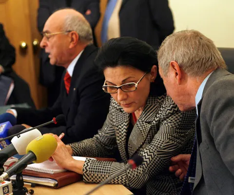 NewsIn: Andronescu a declarat că bacalaureatul şi admiterea la liceu rămân neschimbate până anul viitor