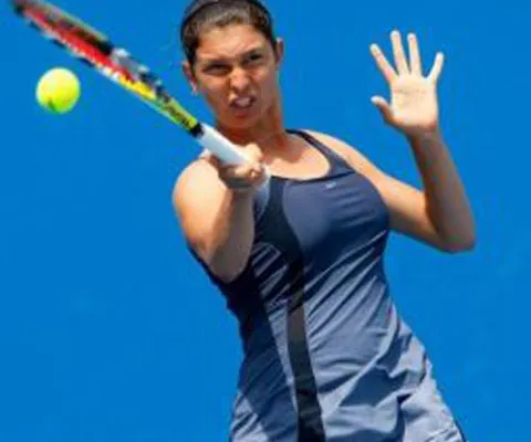 Junioara Elena Bogdan s-a accidentat şi a abandonat în sferturi la Australian Open