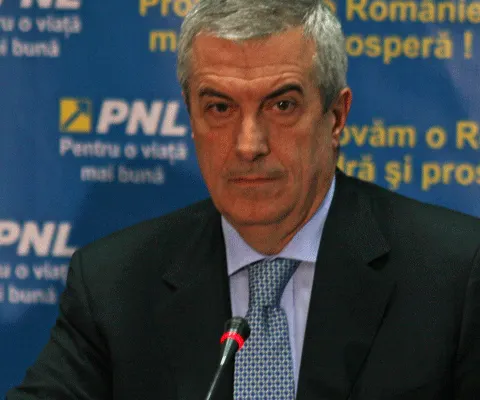 Tăriceanu: Actualii guvernanţi trăiesc într-o necunoaştere crasă