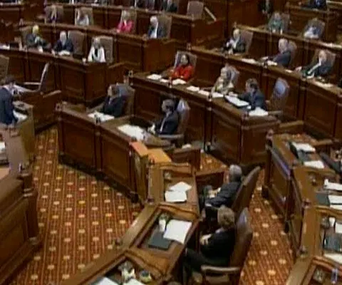 Guvernatorul statului Illinois a fost destituit de Senatul statului