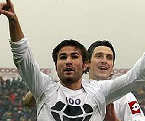Mutu, două goluri în Bologna - Fiorentina 1-3! Atacantul român a ajuns la 101 reuşite în Italia