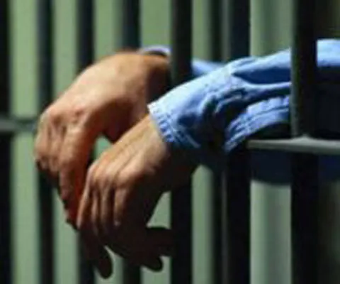 Doi români închişi pe nedrept pentru agresiune sexuală primesc despăgubiri de la statul italian