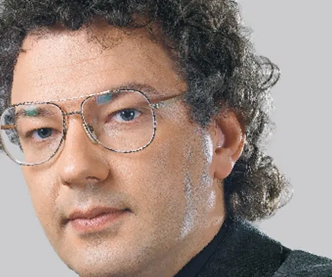 Marius Niţu: Petrolul, aurul şi tăricenii