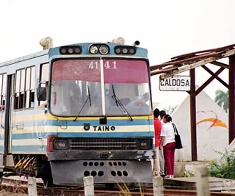 Trei oameni au murit într-un accident de tren în Cuba