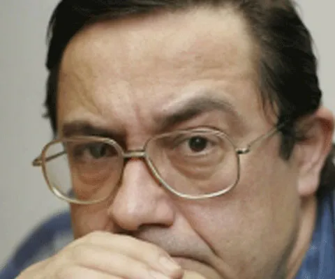 Cristian Teodorescu: Are dublă personalitate purtătorul de cuvânt al guvernului?