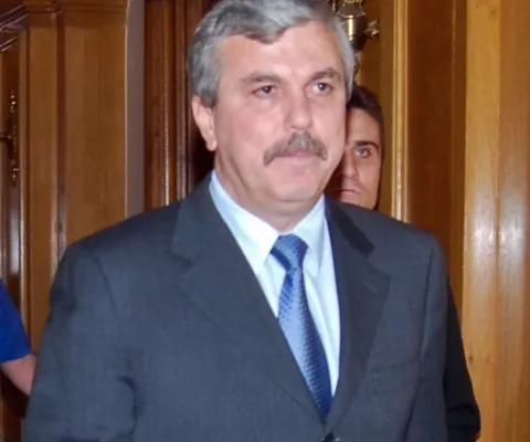 Numirea lui Dan Nica la Interne este supusă astăzi votului în Parlament