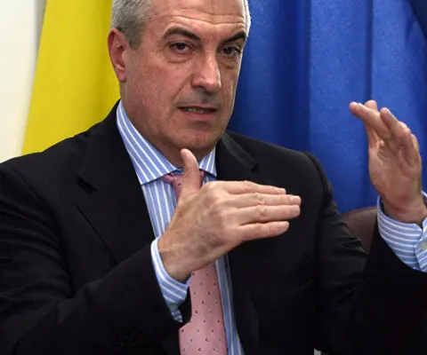 Tăriceanu vorbeşte despre "piruetele Guvernului Boc"