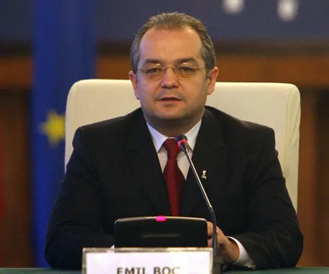 Boc a plafonat cheltuielile personalului Cancelariei Guvernului
