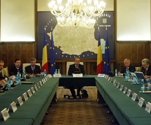 61 de angajaţi ai Corpului de Control al Guvernului au fost concediaţi
