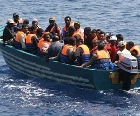 Ciocniri între poliţie şi imigranţii ilegali în Italia