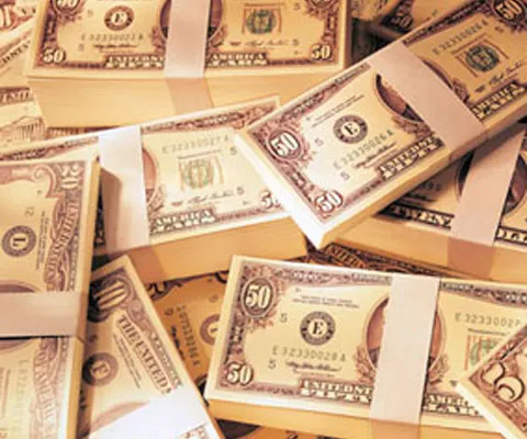 Creditele neperformante din Europa de Est creează presiuni asupra băncilor-mamă, potrivit agenţiei Fitch
