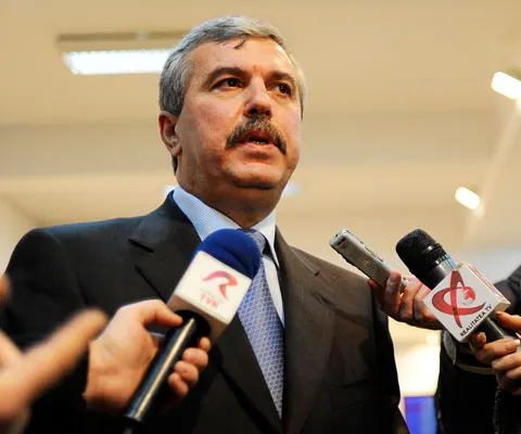 Guvernul intenţionează să simplifice documentaţia pentru proiectele europene