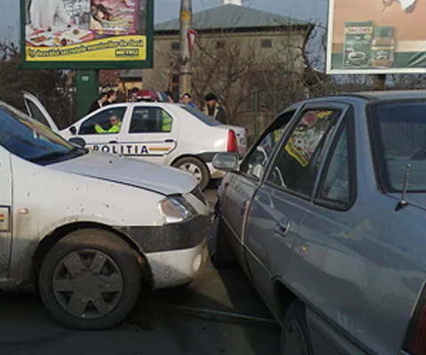 Un poliţist din comuna Periş a provocat un accident de circulaţie