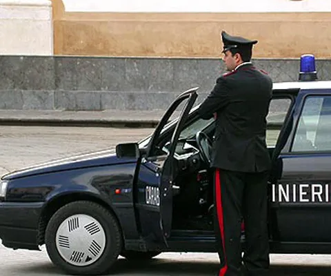 Românii, pe primul loc în rândul minorilor străini care comit infracţiuni în Italia