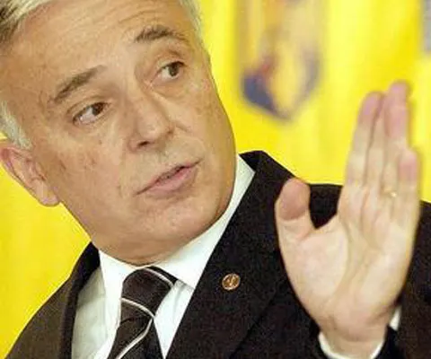 Isărescu a subliniat necesitatea finanţării externe cu caracter preventiv la întâlnirea cu Guvernul
