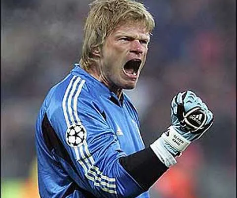 Germania - Schalke 04 l-a contactat pe Kahn pentru postul de manager al echipei