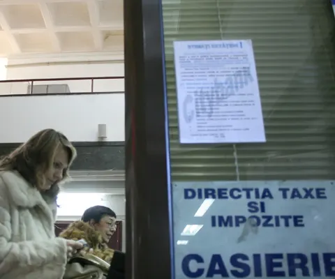 FMI nu a discutat cu Guvernul despre majorări de impozite în 2009
