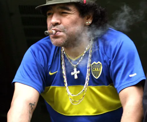 Maradona are datorii în valoare de 37 de milioane de euro la fiscul din Italia!