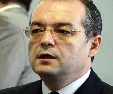 Liderii Coaliţiei de guvernare au discutat, la Palatul Victoria, despre probleme sociale şi economice apărute din cauza crizei