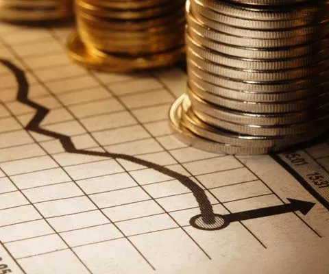 Fitch nu îmbunătăţeşte ratingul României, în ciuda împrumutului extern primit de ţara noastră