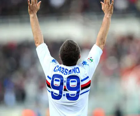 Mama lui Cassano a primit un buchet de 500 de trandafiri din partea fanilor lui Sampdoria