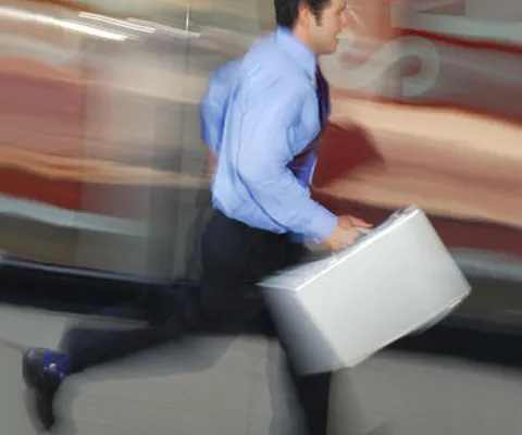Multinaţionalele fug din România, din cauza rambursării TVA-ului