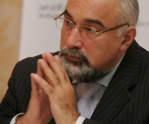 Liberalii cer demisia Guvernului pe motiv că miniştrii PSD nu-şi asumă filozofia fiscală a PD-L