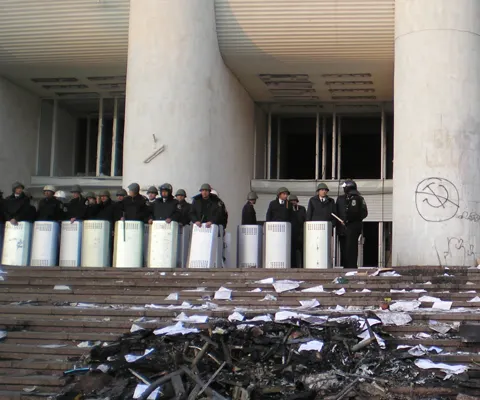 Clubul Român de Presă protestează faţă de situaţia jurnaliştilor plecaţi în Republica Moldova