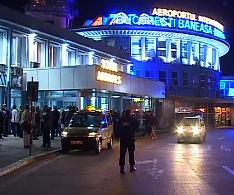 Trupul unei românce moarte în cutremurul din Italia a fost adus duminică în ţară