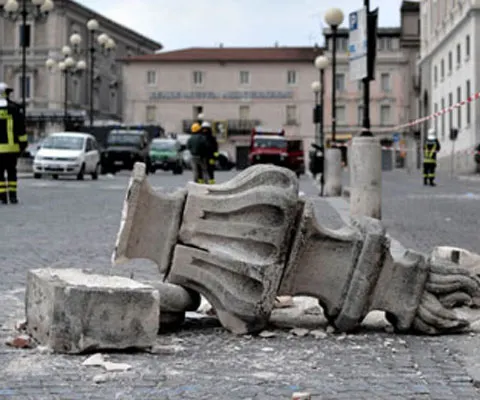 Circa 10.000 de replici s-au înregistrat în Italia după cutremurul din 6 aprilie
