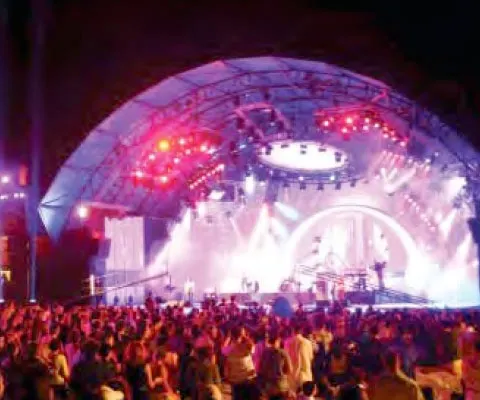 Festivalul Cerbul de Aur se desfăşoară în septembrie