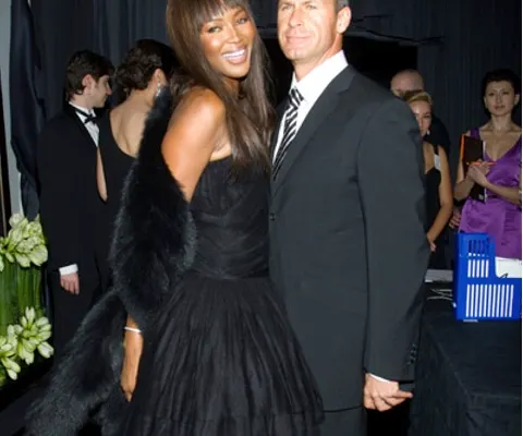 Naomi Campbell se mută la Moscova