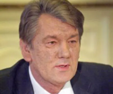 Iuşcenko se opune reinstaurării regimului de vize pentru cetăţenii din UE