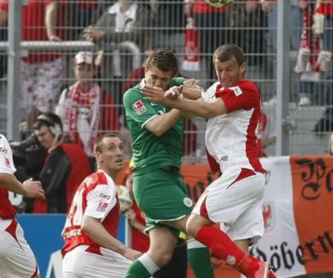 Germania - Burcă şi Jula au învins liderul Wolfsburg