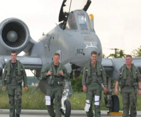 Piloţii care au ieşit la pensie în 2008 au luat pensii de până la 30.000 de lei