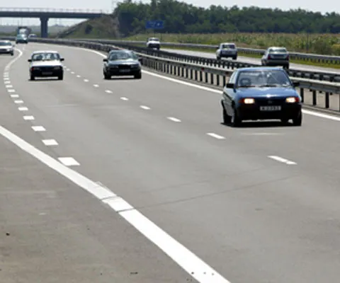 Separatoarele de sens de pe DN 1 ar diminua numărul accidentelor