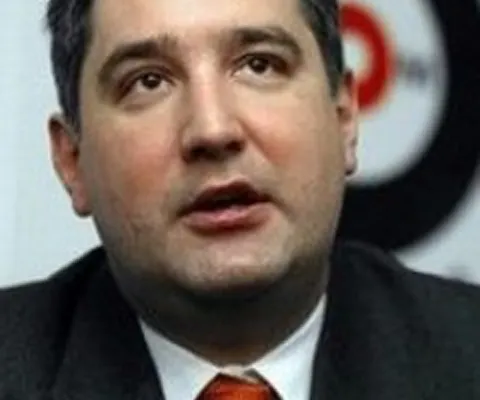 Moscova nu va lăsa fără răspuns decizia NATO de expulzare a doi diplomaţi ruşi, spune Rogozin