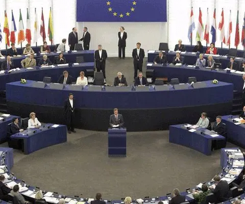 PNL, UDMR şi PDL deţin primele poziţii pe buletinele de vot la alegerile europarlamentare