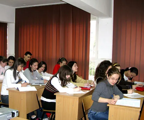 Bacalaureatul nu va mai fi unic, ci diferenţiat în funcţie de profil