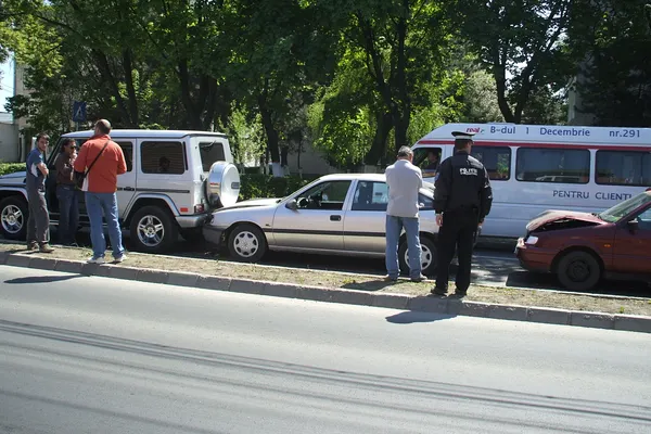 Accident în Tg-Mureş - au fost implicate 3 maşini